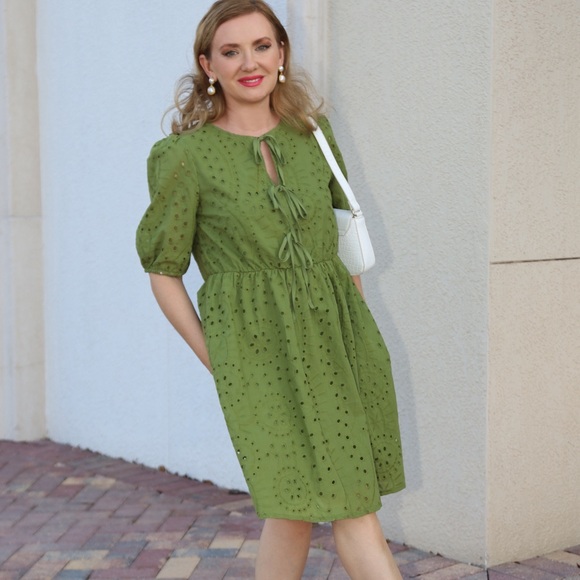 Dokotoo Mini Dress Olive Green Eyelet Lace Knee Length Short Puffy Sleeve Size S - Picture 5 of 14